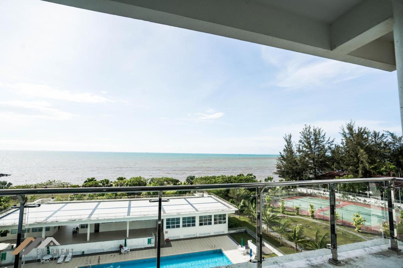 Bay Resort By Evernent Miri Exteriör bild
